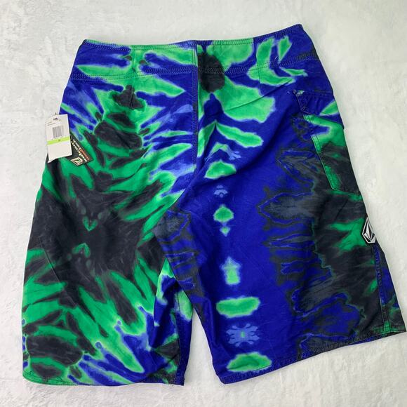NWT Volcom Mens Size 30 Green Blue Black Tie Dye Swim Shorts Board Shorts Trunks - Picture 3 of 9